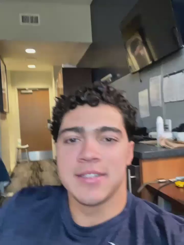 Cargar video: ryewrggte